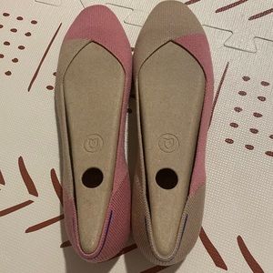 Rothy’s round flats beige and pink